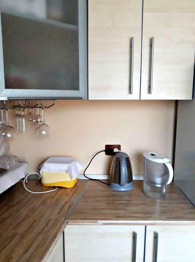 Apartment In The Historical City Center Csernyivci Kültér fotó